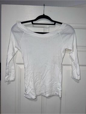 Brandy Melville White Boatneck 3/4 Sleeve Top